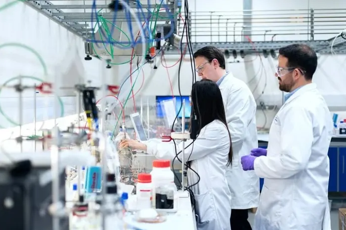 8 Bidang Kimia Baru Yang Mengubah Penelitian Sains dan Teknologi